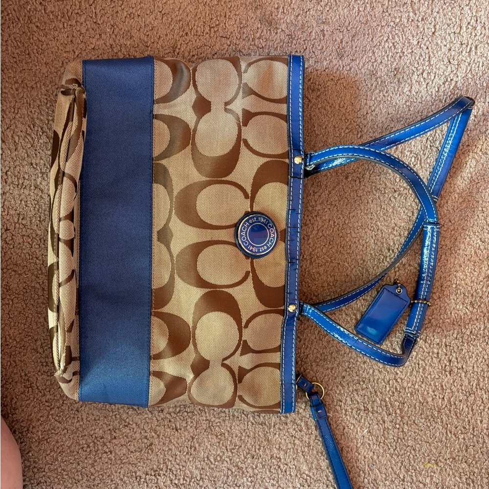 Coach Purse - Picture 3 of 4